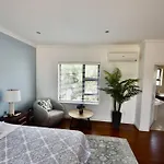 3 Bed 4 Bath Detached House, Pool, Inverter